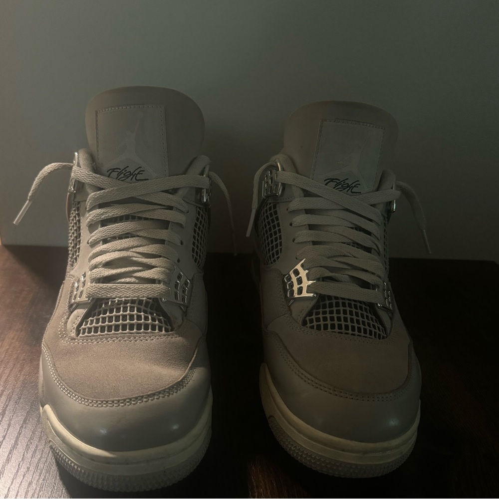 Frozen Moments Jordan 4s, Size 8 mens, 9 1/2 womens.